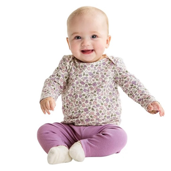 NWT Carter's Baby 4-piece Layette Set in Purple (Ditsy) Size 18M / 12M‎ - Picture 2 of 11